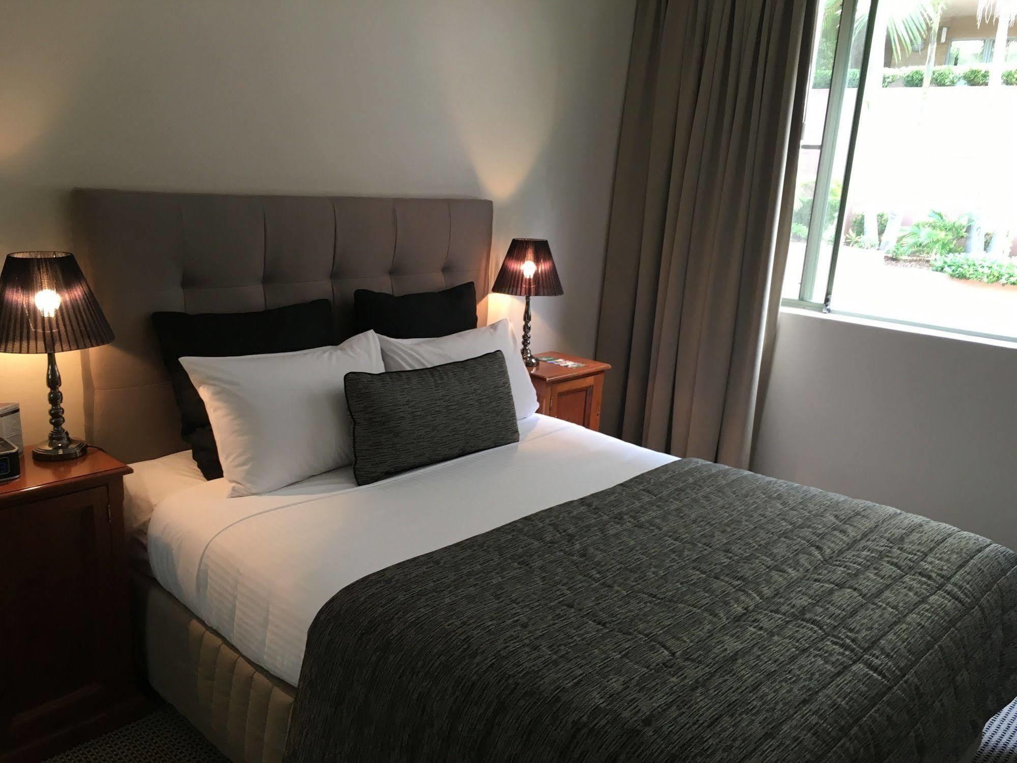 The Belmore Apartments Hotel Wollongong Exteriör bild